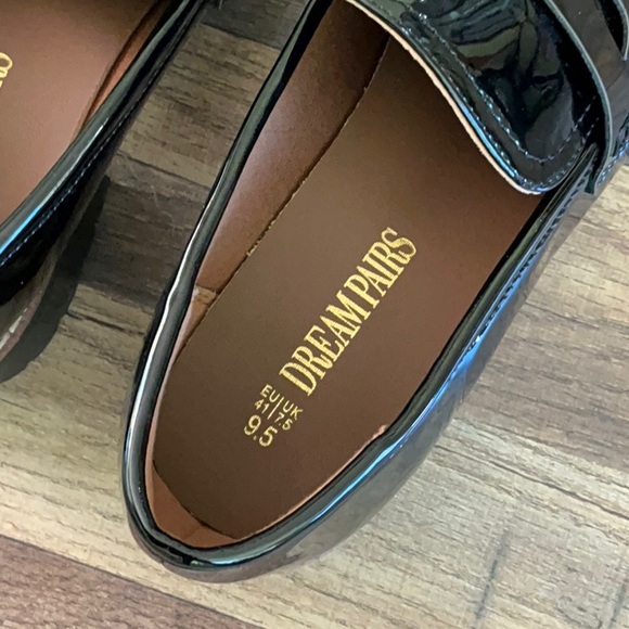 Dream Pairs Glossy Black women’s Slip-On Loafers - Picture 2 of 7